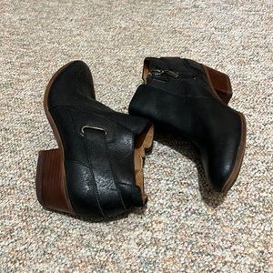 CLARKS Ankle Boots